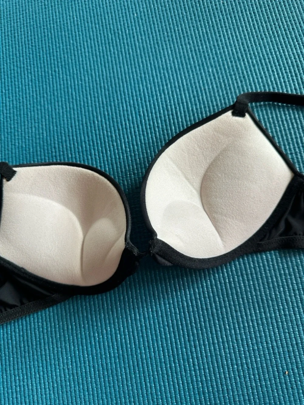 Victoria’s Secret Pink Wear Everywhere Super Push-Up Black Bra 32A - Picture 7 of 9